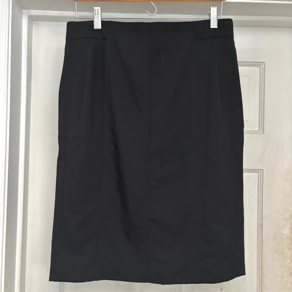 Akris Punto Black Wool Pencil Skirt Exposed Stitch Size 10